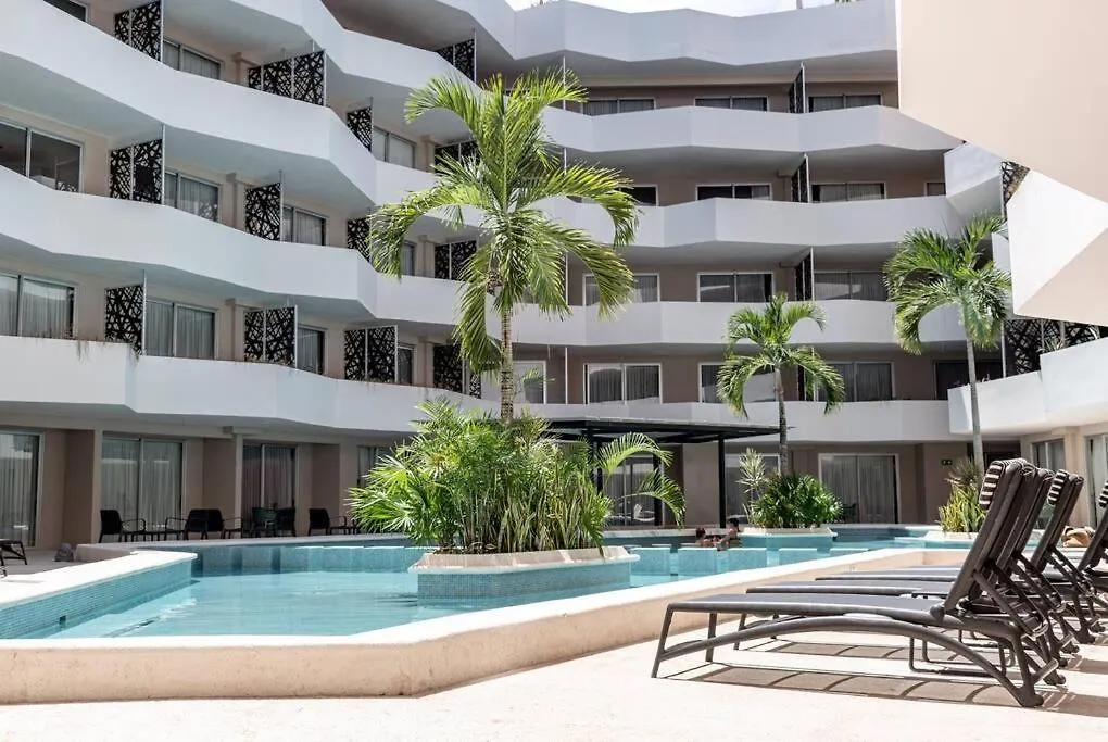 Marlene Incredible 2 Bedroom Condo At Gallery Playa del Carmen Apartament