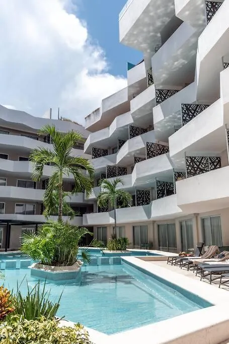 Marlene Incredible 2 Bedroom Condo At Gallery Playa del Carmen 0*,  Meksyk